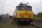 Die NS Elloks 1145 und 1136 sind abgestellt in Bw Goes am 26 nov 2011