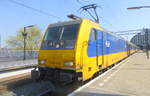 NS/akiem E 186 044 stand am 16.4.19 in Amsterdam Centraal als ICD950 nach Breda auf Gleis 14a.