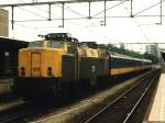 1211 auf Bahnhof Heerlen am 9-7-96. Bild und scan: Date Jan de Vries. 