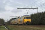 DD-AR 7376 und 1749 mit Regionalzug 9631 Nijmegen-Deurne bei Deurne am 24-2-2015.