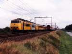 SGM 2837 mit Regionalzug 5944 Rhenen-Utrecht bei Maarsbergen am 11-7-1998.