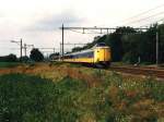 4225, 4062 und 4002 mit IC 1641 Amersfoort-Enschede bei Harselaar am 2-7-1996.