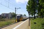 Ein Holländischer Doppeldecker aus Maastricht(NL) nach Alkmaar(NL) und fährt durch Geleen-Lutterade und fährt in Richtung Sittard(NL). 
Aufgenommen in Geleen-Lutterade(NL). 
Bei schönem Sommerwetter am Mittag vom 14.6.2015.