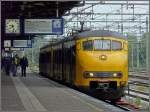 Beim Wildern in fremdem Revier, konnte ich den Stoptrein nach Den Haag Centraal im Bahnhof von Roosendaal ablichten.