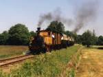 2 en 6 der MBS mit Dampfzug 104S Boekelo-Haaksbergen bei Boekelo am 24-5-2001.