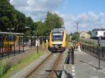 Ein LINT verlasst Bahnhof Aalten in richting Winterswijk (August 04)