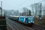 TCS 101 128-7 train charter mit Sonderzug (Basel-Hamburg) in Wuppertal, Dezember 2024.