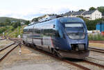 Regionalzug nach Mosjoen fährt aus dem Bahnhof Bodö.