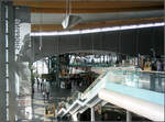 Oslo-Lufthavn - 

Übergangsbereich vom Terminal zum Bahnhof. 

04.09.2004 (M)