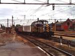 226 05 mit Gterzugauf Bahnhof Hamar am 10-7-2000. Bild und scan: Date Jan de Vries.