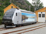 18 2245 steht am 01. Juli 2016 abgestellt im Bahnhof Flåm.