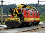 X 552 014-3(99819131514-7)während eines Betriebaufenthalt im Bhf.