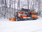 ROBEL 99819130005-7 durchfhrt mit seiner Winterausrstung den Bhf.