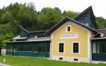 Eisenkappel / Zelezna Kapla 2013-05-23
Endbahnhof der einstige, 1965 eingestellten Schmalspurbahn von Völkermarkt ins Vellachtal. Das gut erhaltene Bahnhofsgebäude dient heute privaten Wohnzwecken.