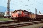 Verschiebebahnhof Arnoldstein im August 1983 , ein schöner Abend mit ÖBB-Lok 1020.18