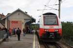 S7/S2-Zug 24478 (Wolfsthal - Rennweg / Rennweg - Floridsdorf) mit dem 4746 077-8 als letztes Fahrzeug am 22.Juni 2024 in der Haltestelle  Hainburg an der Donau Personenbahnhof .