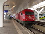 ÖBB 2016 067 mit dem REX 5873 von Freilassing (Oberbay) nach Braunau (Inn), am 12.02.2020 in Salzburg Hbf.