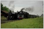 109.13 mit dem R 16277 aus Wien und 01.533 mit dem E 16273 aus Salzburg am 17.5.2007 in Premsttten-Tobelbad.