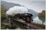 01 533 der GEG mit ihrem Sdz R 16749 (Salzburg Hbf – Eisenerz), welchen sie in Timelkam bernommen hat, am 25.10.2008 kurz nach der Haltestelle Trattenbach/Enns aufgenommen.