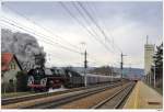 Hogmanay Express: GEG 01.533 mit dem D 16070, hier whrend der Ausfahrt aus Bheimkirchen, 03.01.2010.