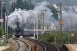 ÖGEG 01 1533-7 mit dem SR 17475 (Bratislava-Petrzalka - Timelkam) am 04.Oktober 2014 bei der Hst.