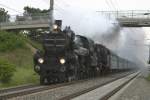 Dampfsonderzug mit 310.23 und 109.13 von Wien Sd-Mrzzuschlag auf der Sdbahn bei Neunkirchen.