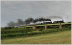 IGE-Eisenbahn Romantik sterreich Rundfahrt am 22.8.2012 von Wien ber Siegmundsherberg nach Aggsbach Markt und wieder retour nach Wien, in der ersten Etappe bis Siegmundsherberg mit 109.13 und 310.23