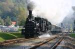 Dampfsonderzug mit 17c 372 und 52.4984 bei der Durchfahrt in Seebenstein.