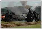 17c 372 und daneben  kalt  30.33 (beide waren ehemalige GKB Loks) bei der Heizhauserffnung in Strasshof am 23.4.2006