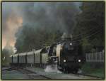 IGE Sonderzug R 16447 von Linz nach Emmersdorf gezogen von der Brenner&Brenner Lok 50.1171 aufgenommen am 21.9.2006 bei der Scheinan(ein)fahrt in Marbach-Maria Taferl. Nebenbei interressant - diese Lok war noch 1979 bei der Graz-Kflacher Bahn und Busbetrieb GmbH (GKB) vor einem Personenzug im Planeinsatz