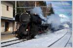 Sdz R 16097 von Wien nach Mrzzuschlag am 4.1.2009 bei der Ankunft am Bahnhof Semmering.