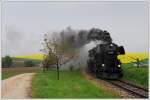 52 100 und 52.4984 (ok, die sieht man hier jetzt natrlich nicht ;-) ) mit ihrem SREX 16170 von Korneuburg auf der Fahrt nach Ernstbrunn bei der Einfahrt in Wetzleinsdorf aufgenommen.