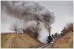 52.7612 mit dem rund 1000 Tonnen schweren VG 75013 von Mistelbach nach Hohenau am 26.12.2010 bei der zweiten Ausfahrt aus Dobermannsdorf.