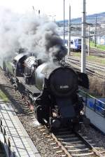 LOKTM 52.4984 vor dem SR 14585 nach Strasshof fährt am 12.April 2015 durch Mödling.