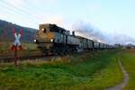 Eurovapor 77 250 mit Museumseisenbahn Hanau Sonderzug am 01.12.24 bei Miltenberg