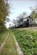 Dampflok 77.28 mit dem Fotozug 91159 von Attnang-Puchheim nach Hausruck.