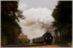 GEG 77.28 mit dem Fotozug 91159 von Attnang-Puchheim nach Hausruck aufgenommen nchst Bergern am 21.10.2009