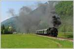 GEG 77.28 mit unserem Fotozug am Nachmittag des 13.5.2011 nochmals als Nebenfahrt 14482 von Freiland nach Sankt Aegyd am Neuwalde verkehrend, kurz vor Innerfahrafeld.