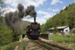 GEG 77.28 am 27.April 2014 mit dem SR 14449 nach St.Aegyd am Neuwalde gleich nach der Ausfahrt aus dem Bf.