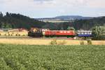 MLV 92.2271 und RBAHN 2050.09 am 07.Juli 2019 mit dem SR 14994 (Zwettl - Wien Praterstern) bei Gerotten.