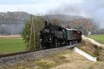 NBIK 93.1332 am 23.Oktober 2020 als NBiK-Fahrt 2 (Ferlach - Feistritz im Rosental) beim Strecken-Km 31,1 der Rosentalbahn.