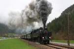 NLB 93.1420 mit dem SR 14602 am 15.April 2012 nahe der Hst. Thorhof.