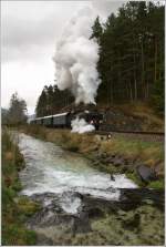 Anlsslich der Streckenbernahme durch die Traisental-Glsental GmbH, gab es am 15.4.2012 den Nostalgiesonderzug SR 14602 von St.Plten Hbf nach St. Aegyd am Neuwalde. Gezogen wurde dieser Zug von der 93.1420, hier zu sehen nahe Mitterbach. 

