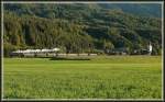 Karawankendampf am 31.8.2006. Die letzte Fahrt an diesem Tag von Faak am See nach Weizelsdorf mit der NBiK 93.1332 als Sdz R 16466 bei der Durchfahrt in St. Johann im Rosental.