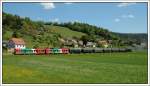 Zweite Pendelfahrt am 12.5.2008 zwischen Peggau-Deutschfeistritz und Übelbach mit dem STLB Triebwagen ET 14 an der Spitze und 671 als Schublok am Zugende, aufgenommen in Zitoll.