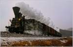 Fr eine kleine Gruppe aus England gab es dieser Tage Winterdampf in der Steiermark. Hier sieht man die dienstlteste Dampflok der Welt, die 671 der Gkb mit dem SPZ 8448 auf der Fahrt von Kflach nach Graz Kflacherbahnhof.
Krottendorf 4.2.2012 


