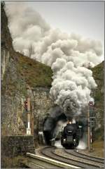 Dampflok 52.4984 durchfhrt mit dem Sdz 16653 den Krausel Tunnel nahe Breitenstein.
8.12.2009