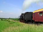 Die 638 1301 am 24.05.2008 mit einem Sonderzug unterwegs auf der Rottalbahn bei Pfarrkirchen West.