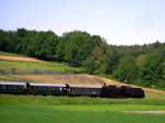 Die 638 1301 am 24.05.2008 mit einem Sonderzug unterwegs auf der Rottalbahn bei Pfarrkirchen ost.