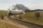 Beim Dampflok Spektakel im Hausruck fahren die beiden Dampfloks 77 28 + 78 618 mit dem R 14316 von Simbach nach Attnang Puchheim. Feichtet 13.3.2011

